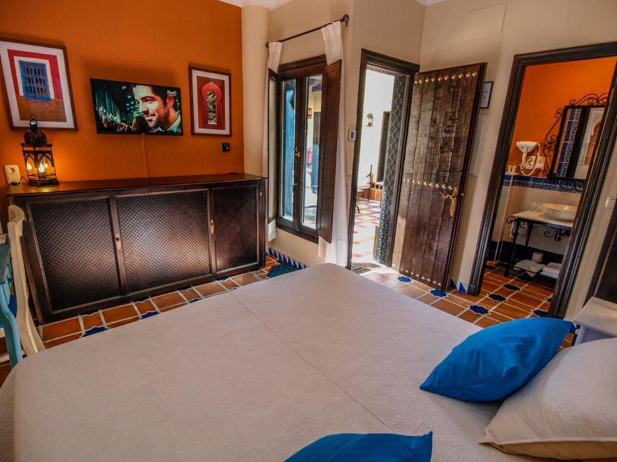 La Esperanza Hotel Alcala del Valle Luaran gambar