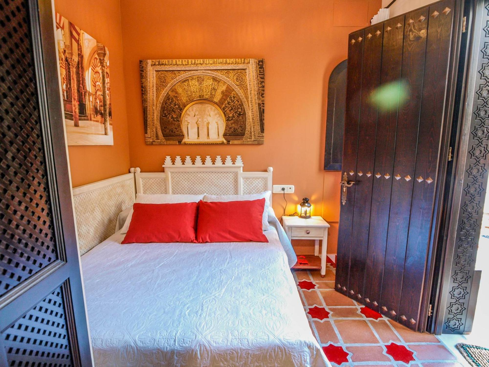 La Esperanza Hotel Alcala del Valle Luaran gambar