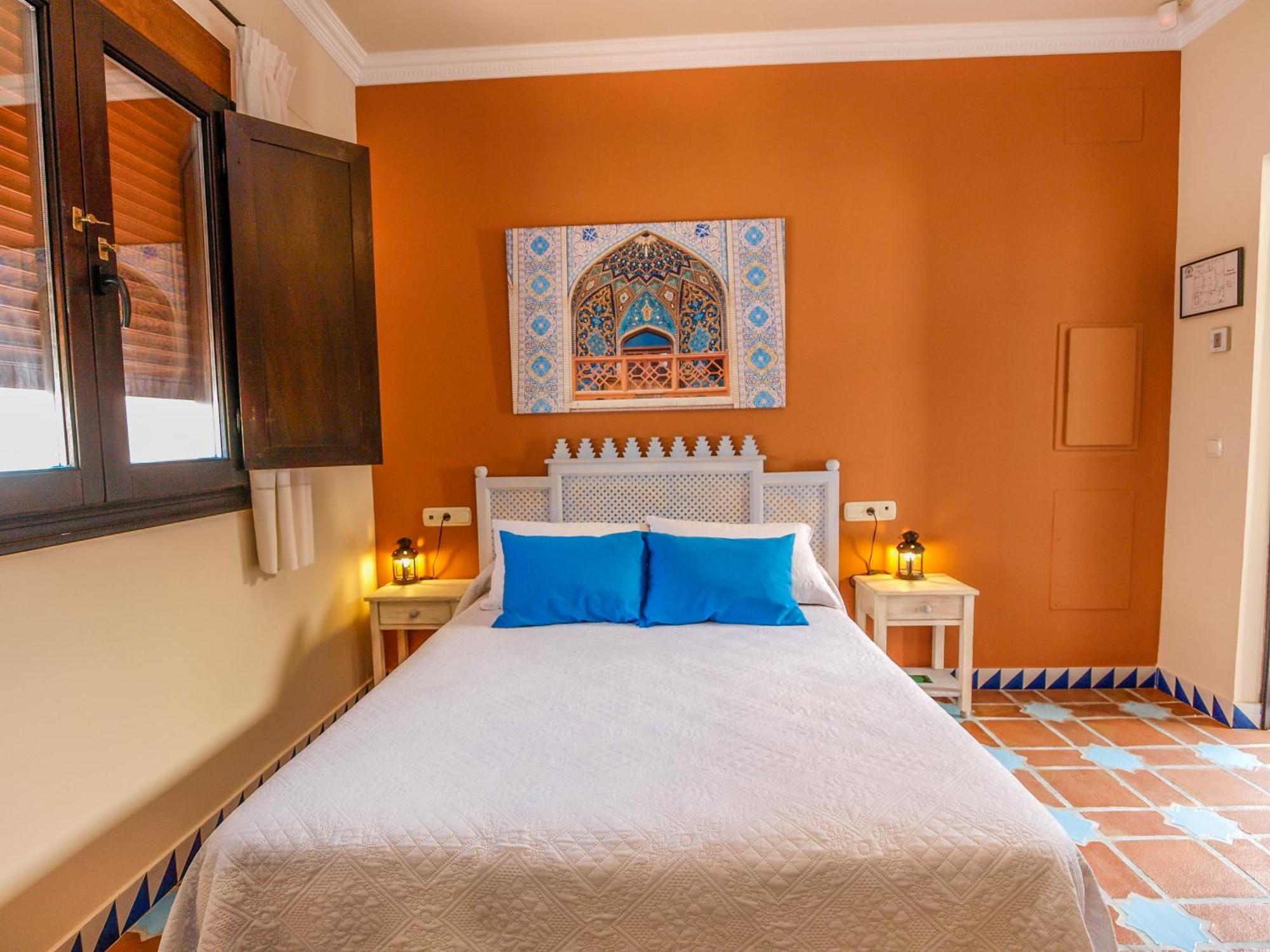 La Esperanza Hotel Alcala del Valle Luaran gambar