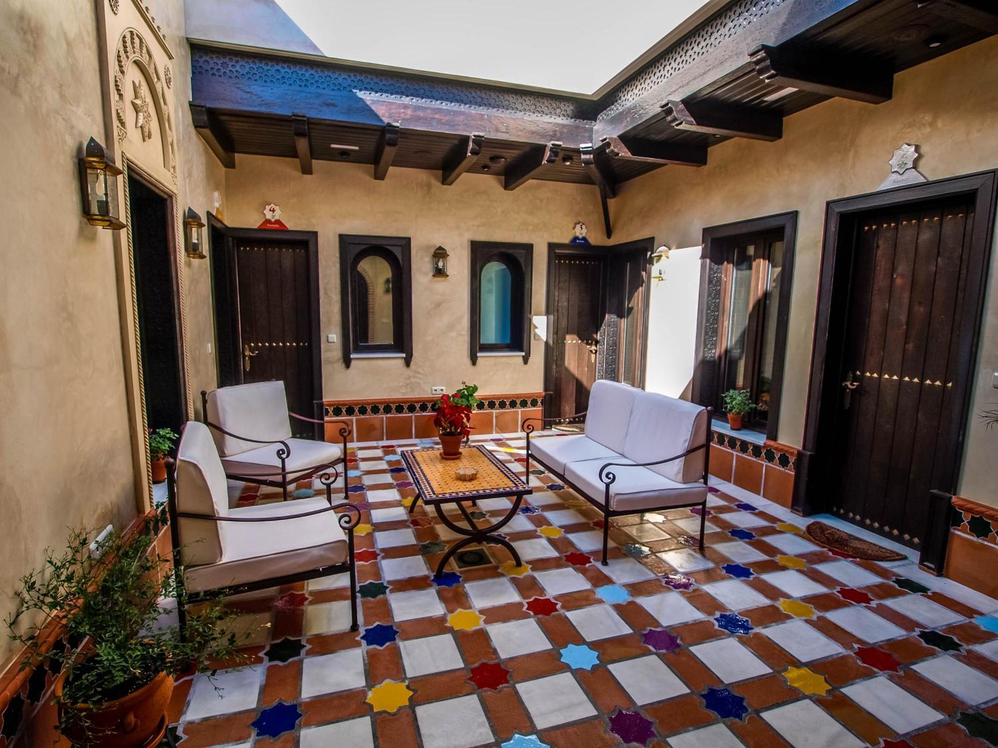 La Esperanza Hotel Alcala del Valle Luaran gambar