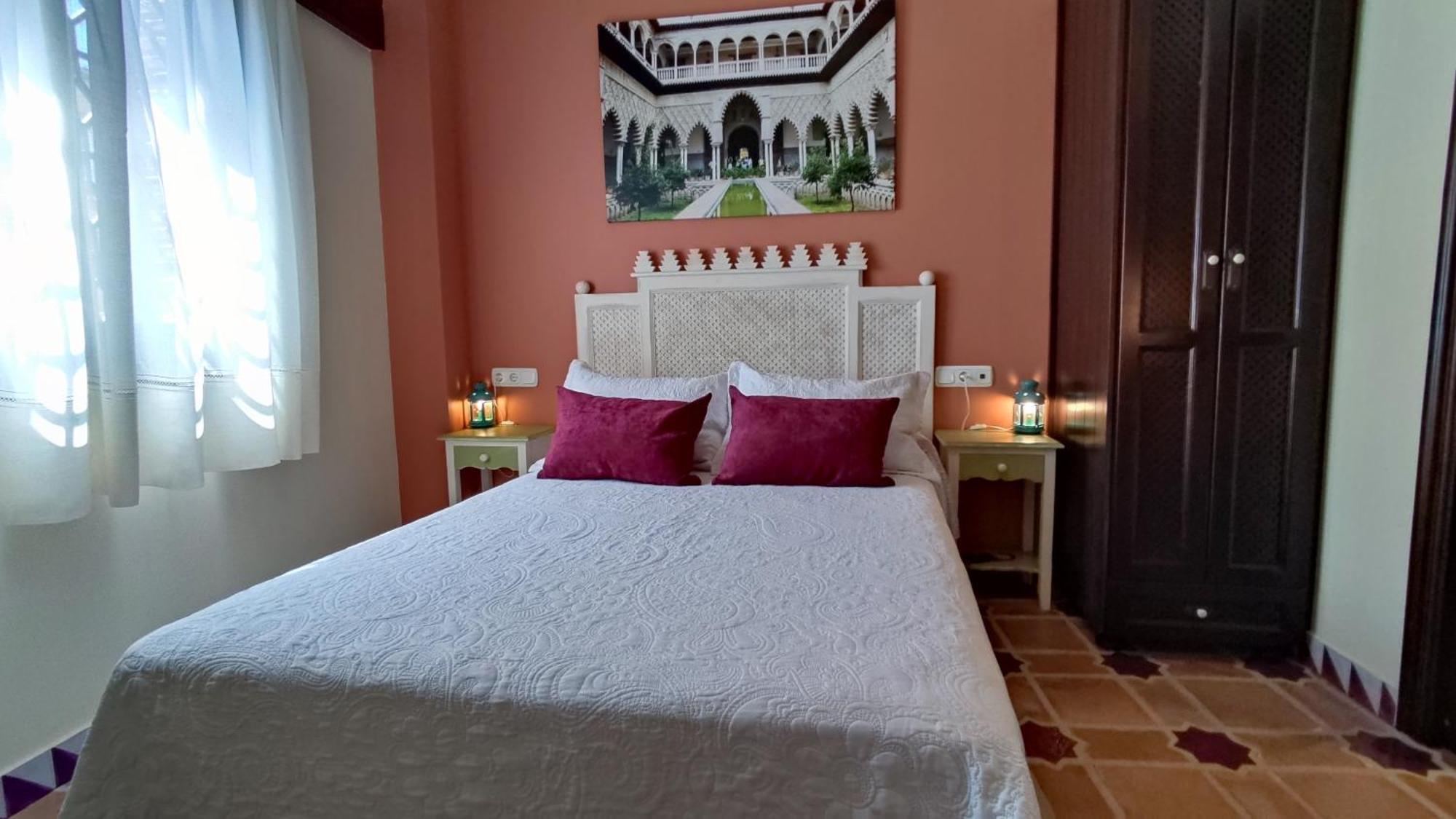La Esperanza Hotel Alcala del Valle Luaran gambar